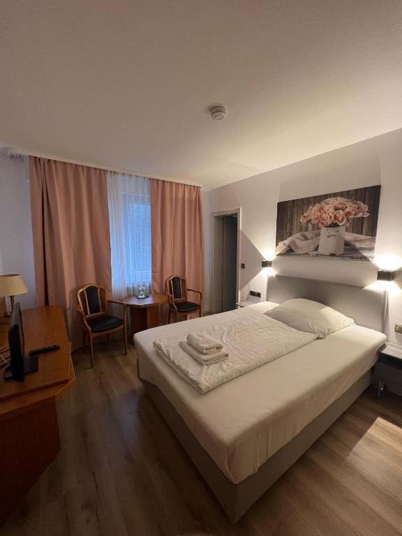 Hotel 9-Enhof Wuppertal Exteriör bild